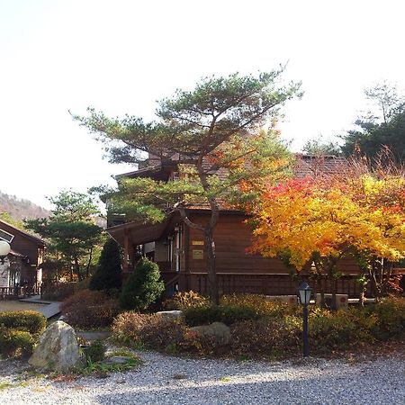 平昌Bench House别墅 外观 照片