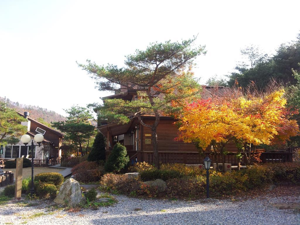 平昌Bench House别墅 外观 照片