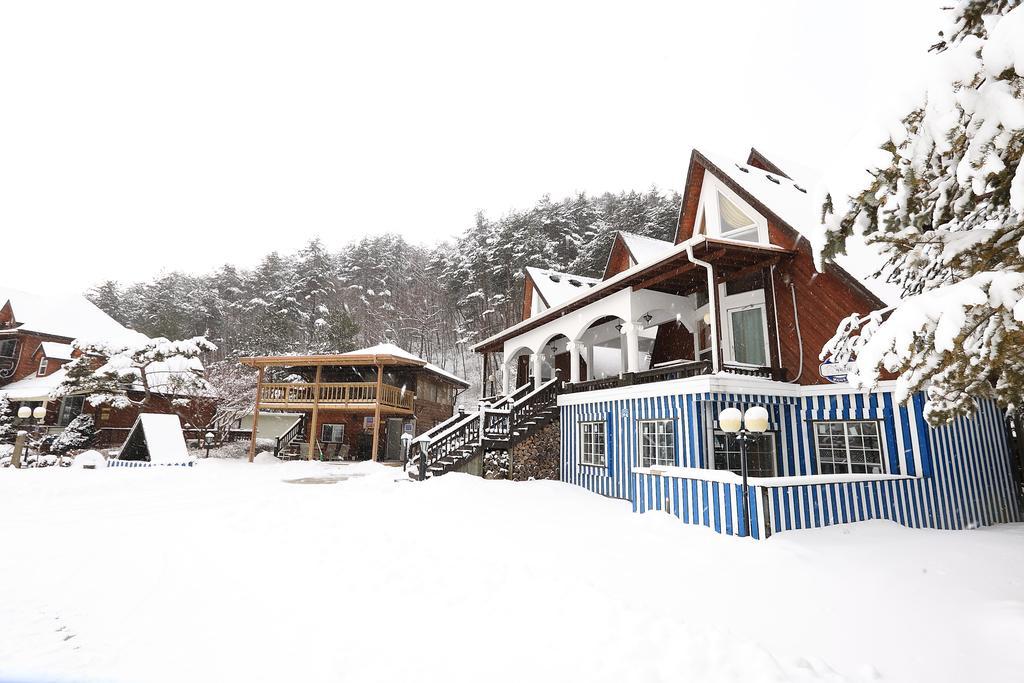 平昌Bench House别墅 外观 照片